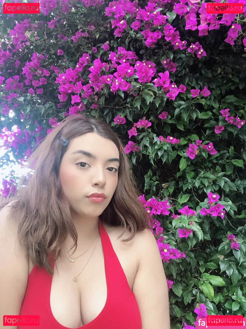 April Maribel Espinoza Onlyfans Photo Gallery 