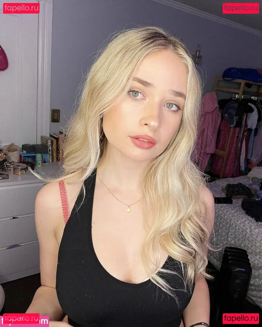 whoistheblondegirl Onlyfans Photo Gallery 