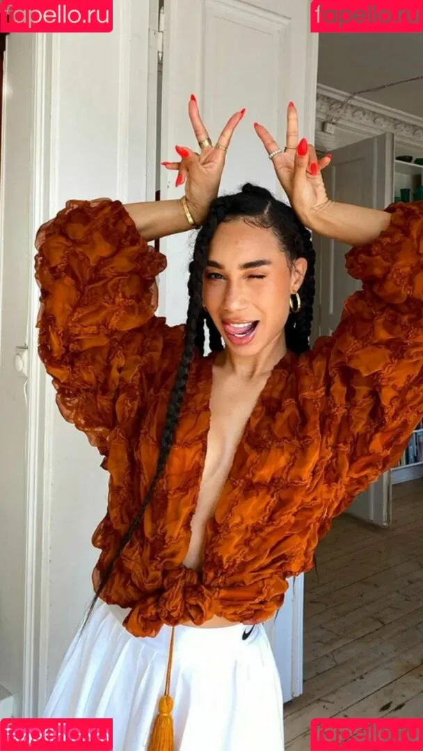 Eva Marisol Gutowski Onlyfans Photo Gallery 