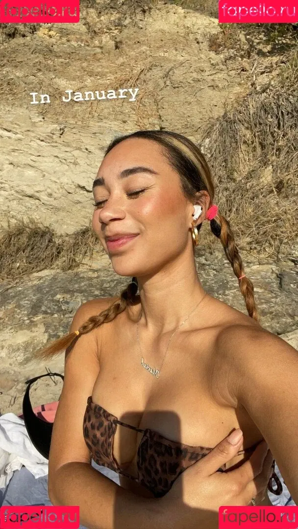 Eva Marisol Gutowski Onlyfans Photo Gallery 