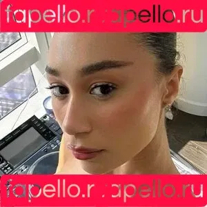 Eva Marisol Gutowski Onlyfans Photo Gallery 