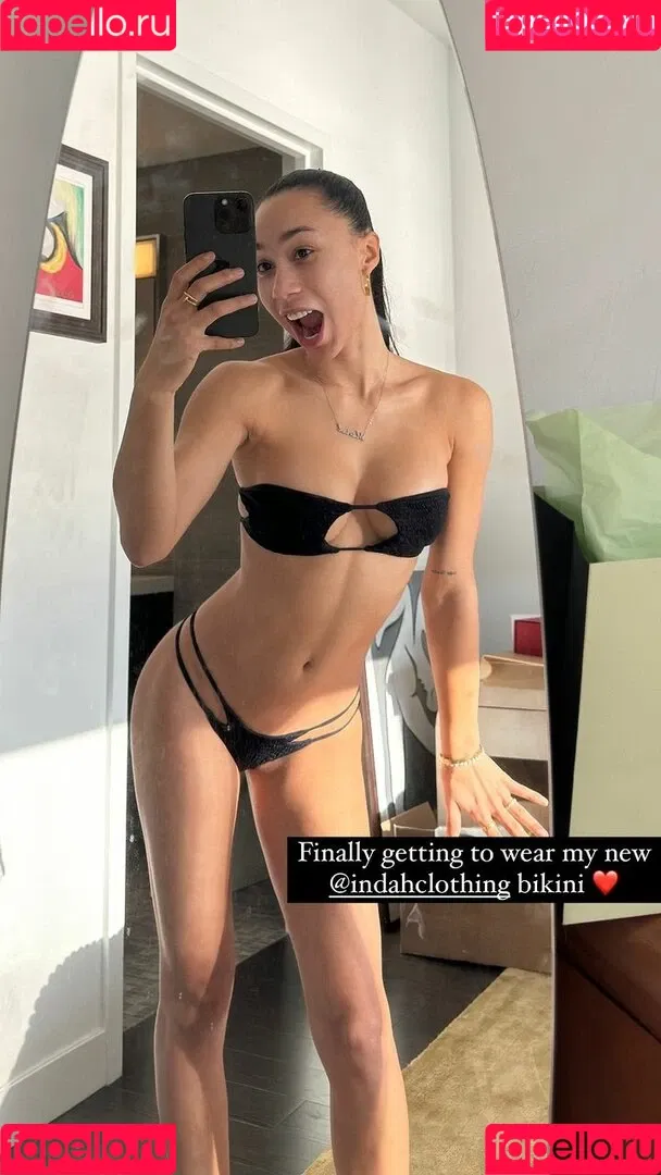 Eva Marisol Gutowski Onlyfans Photo Gallery 