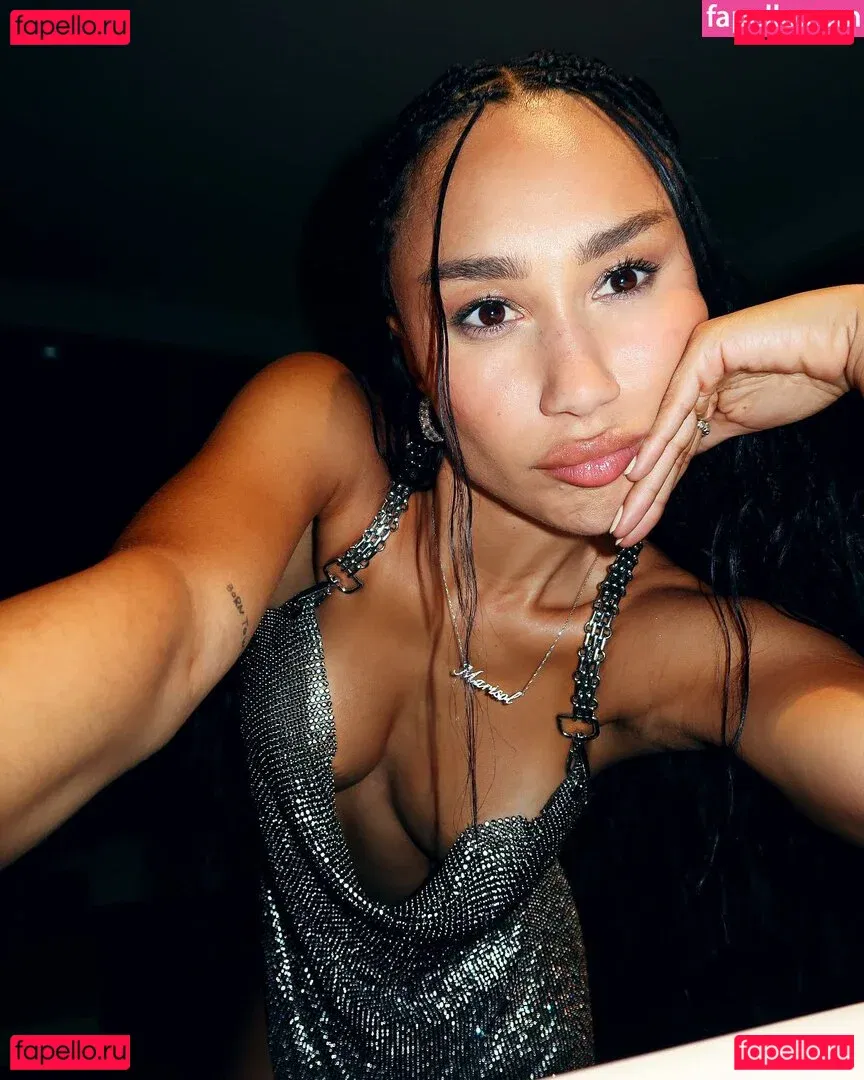 Eva Marisol Gutowski Onlyfans Photo Gallery 