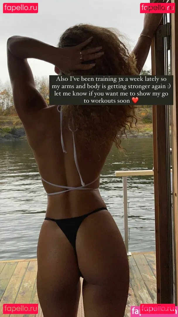 Eva Marisol Gutowski Onlyfans Photo Gallery 