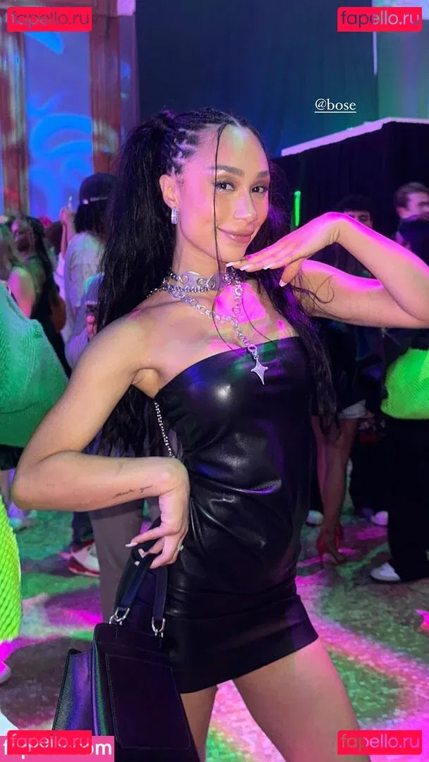 Eva Marisol Gutowski Onlyfans Photo Gallery 