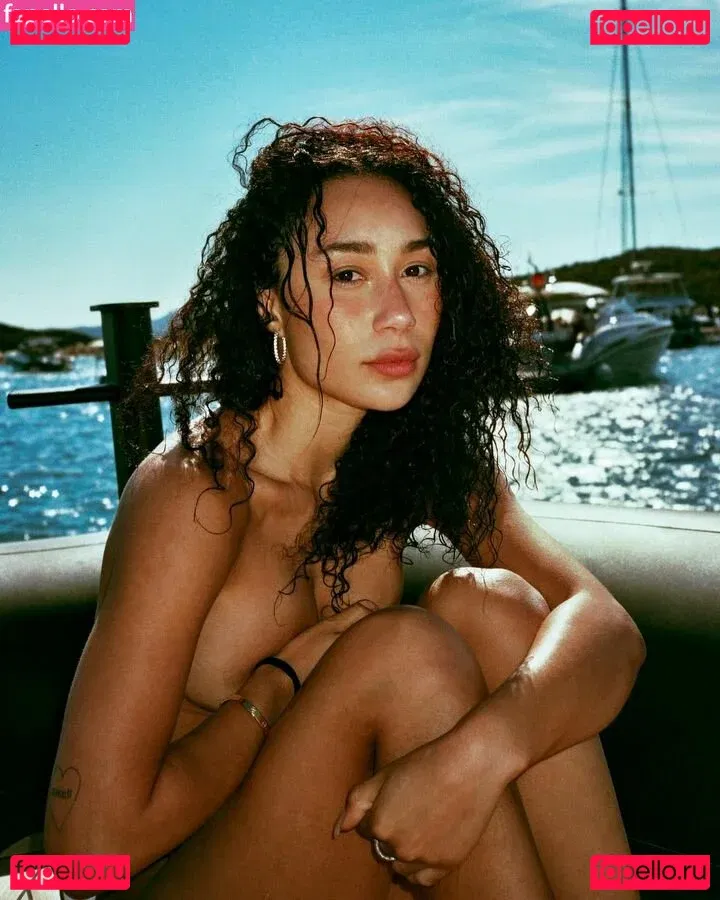 Eva Marisol Gutowski Onlyfans Photo Gallery 