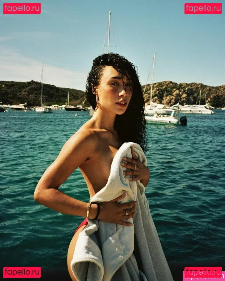 Eva Marisol Gutowski Onlyfans Photo Gallery 