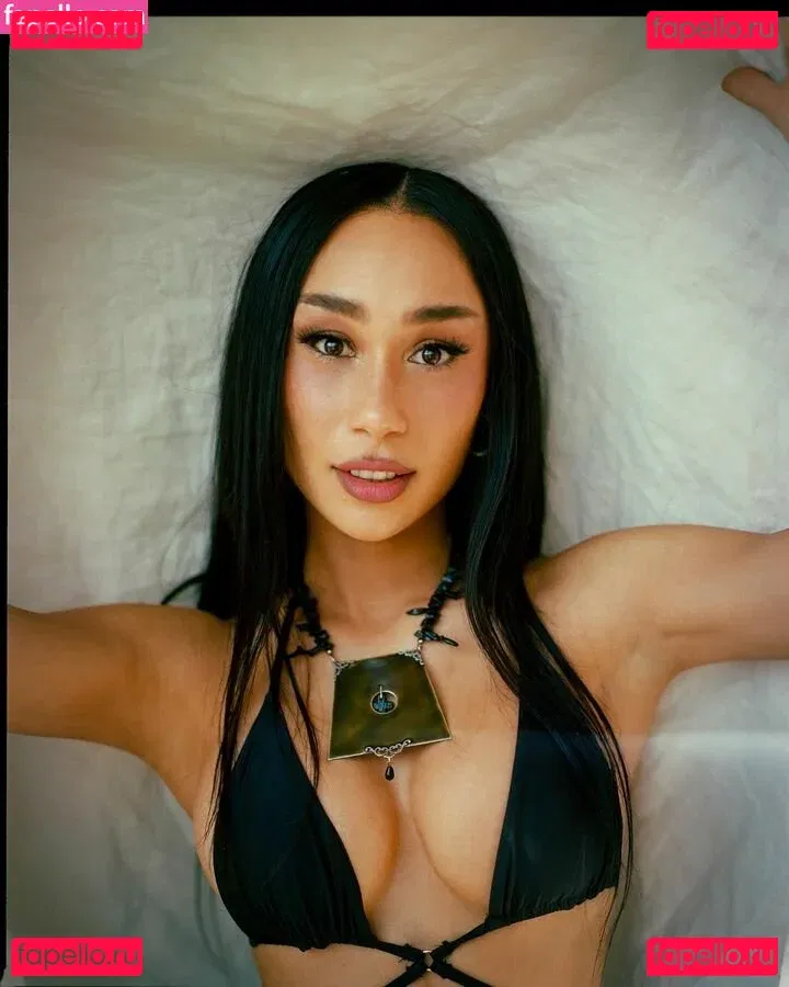 Eva Marisol Gutowski Onlyfans Photo Gallery 