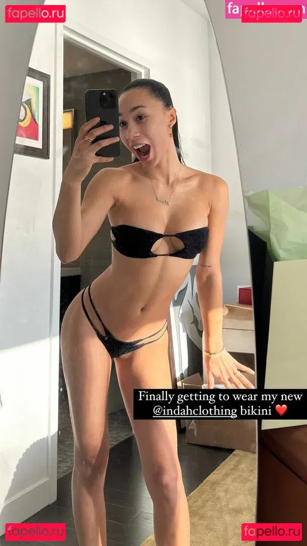 Eva Marisol Gutowski Onlyfans Photo Gallery 