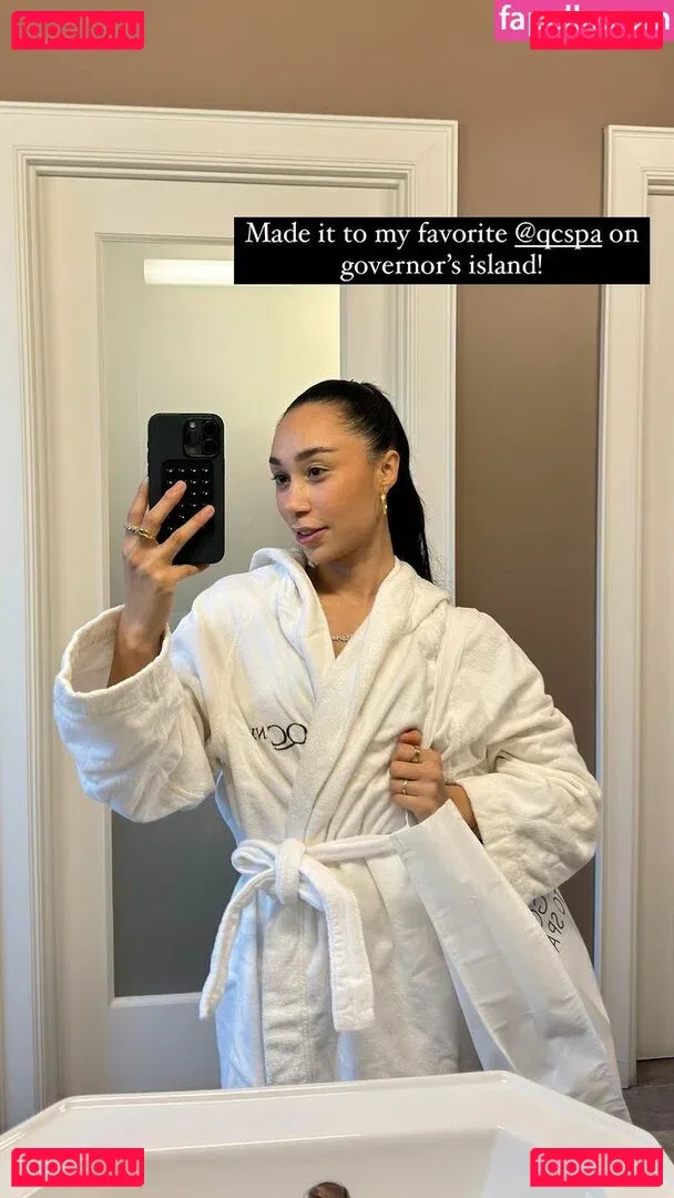 Eva Marisol Gutowski Onlyfans Photo Gallery 