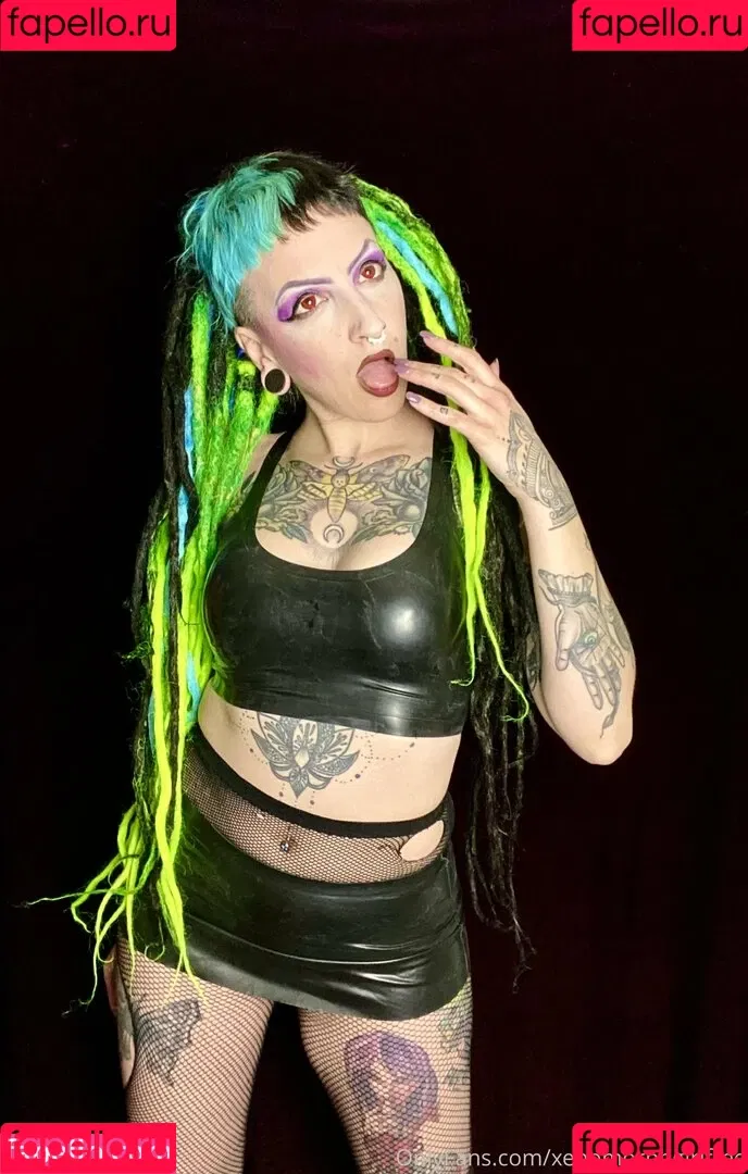 elfspitfree Onlyfans Photo Gallery 