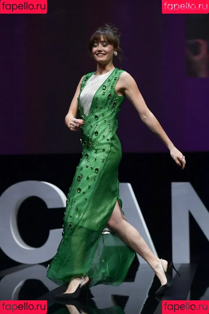 Ella Purnell Onlyfans Photo Gallery 