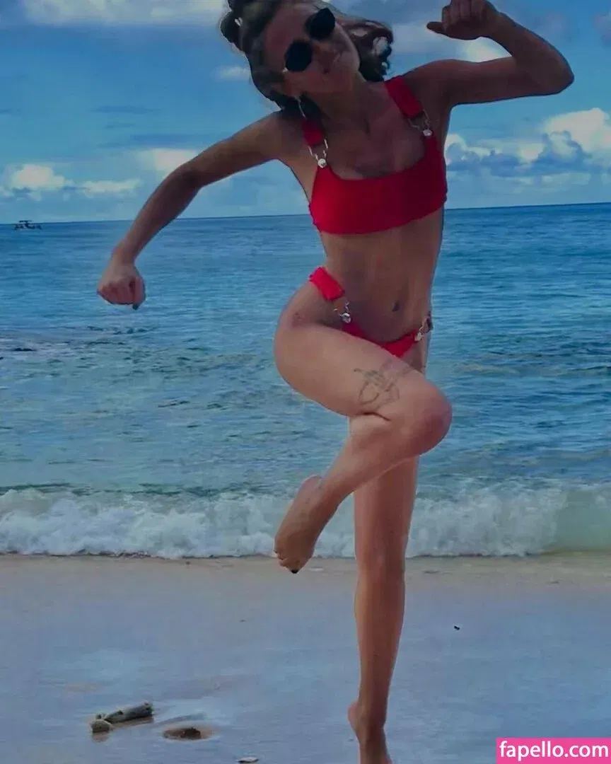 Ella Purnell Onlyfans Photo Gallery 