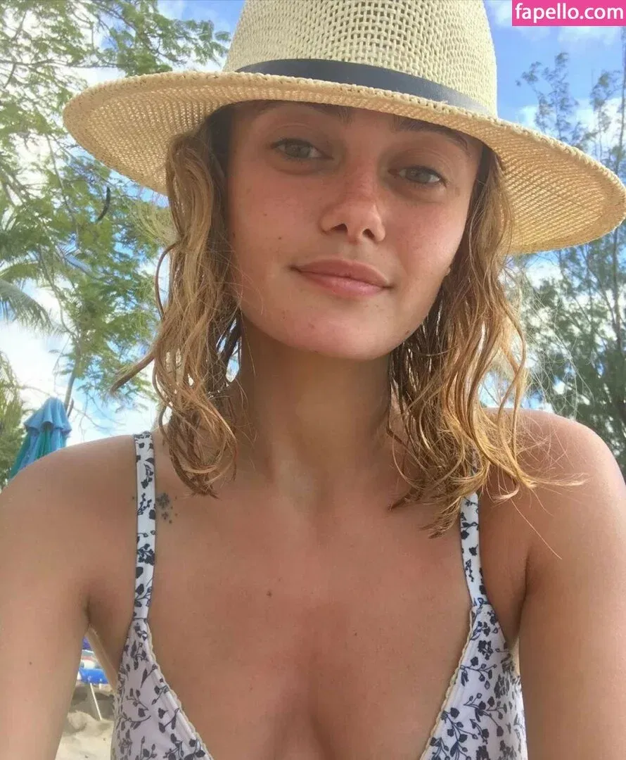 Ella Purnell Onlyfans Photo Gallery 