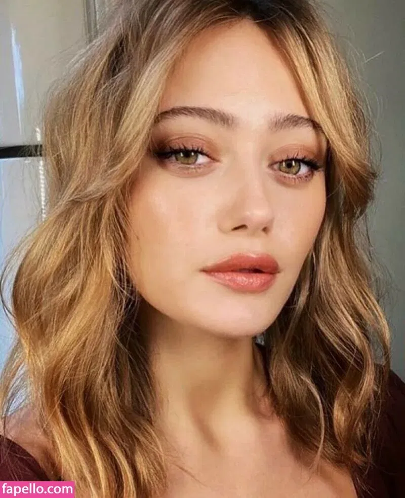 Ella Purnell Onlyfans Photo Gallery 