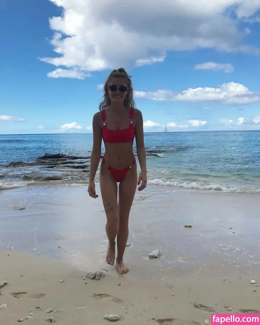 Ella Purnell Onlyfans Photo Gallery 