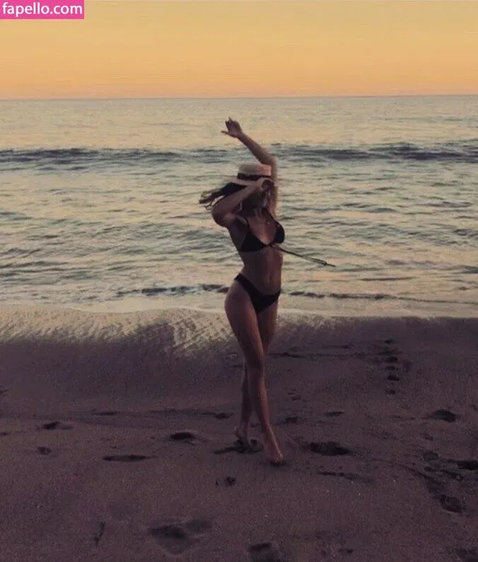 Ella Purnell Onlyfans Photo Gallery 