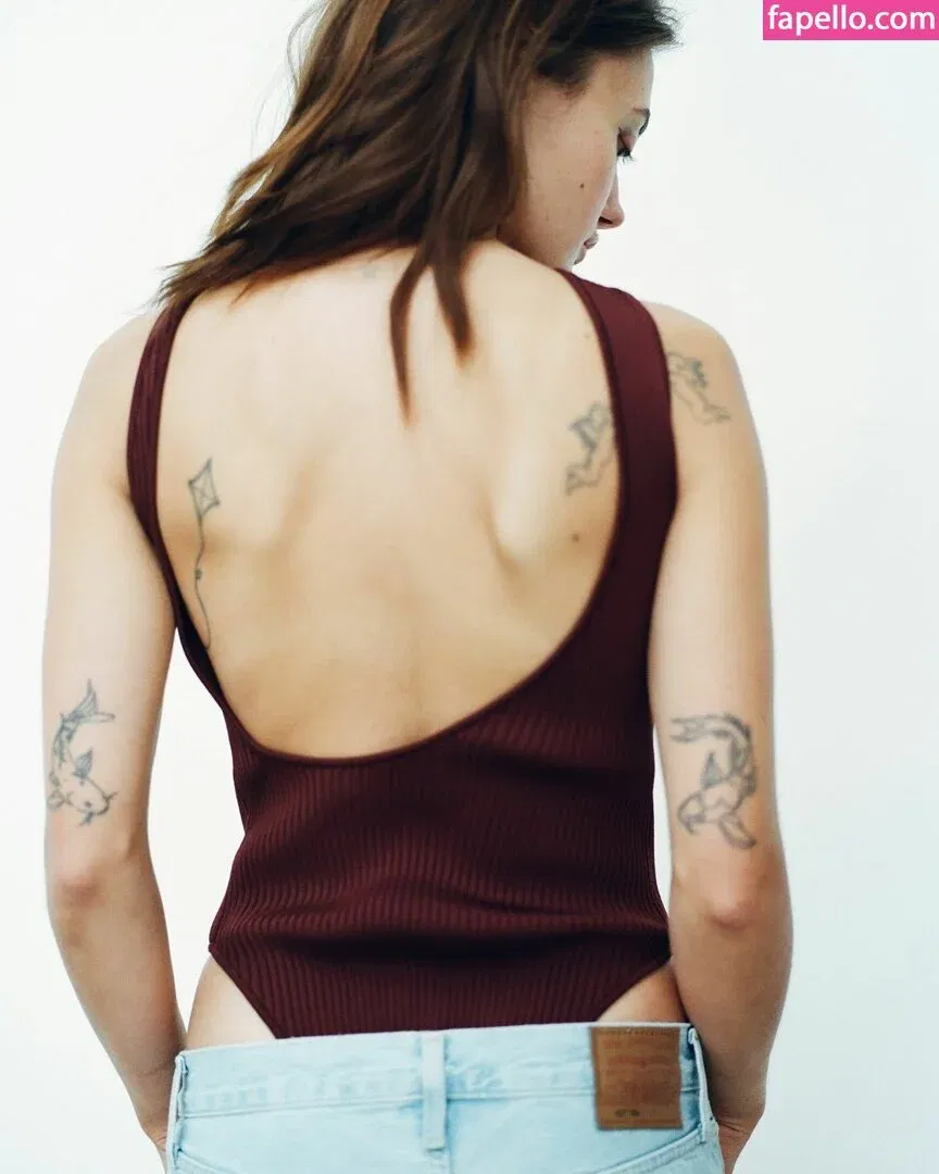 Ella Purnell Onlyfans Photo Gallery 