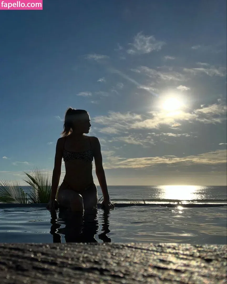 Ella Purnell Onlyfans Photo Gallery 