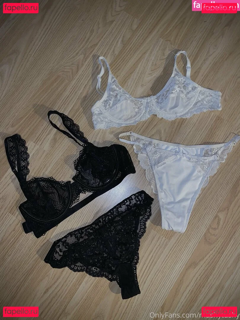 mushytushy Onlyfans Photo Gallery 