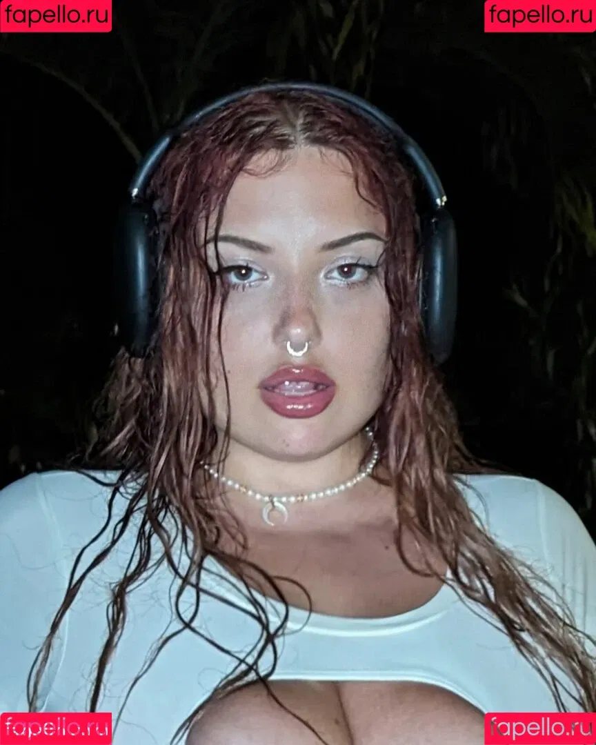 Milada Moore Onlyfans Photo Gallery 