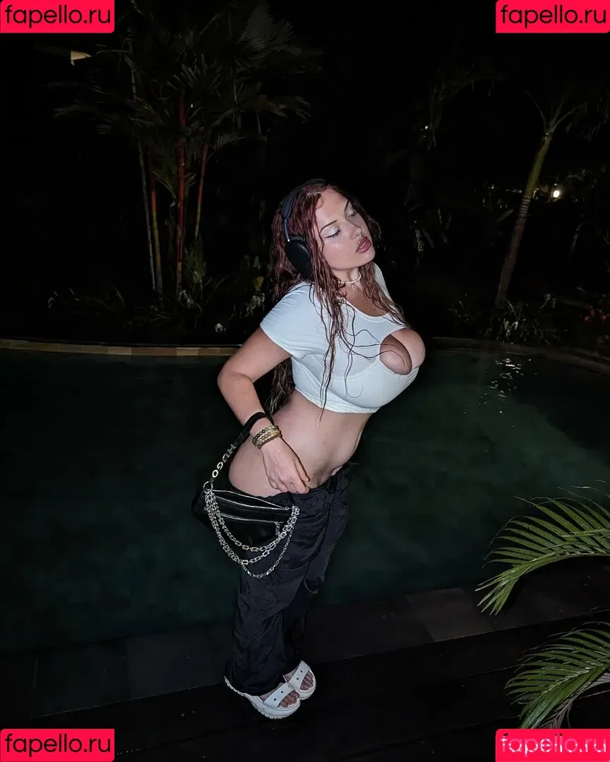 Milada Moore Onlyfans Photo Gallery 