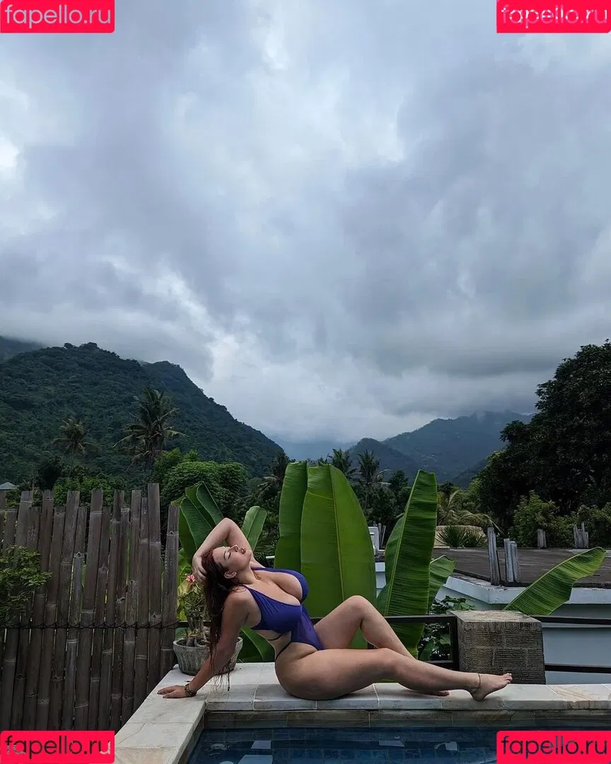 Milada Moore Onlyfans Photo Gallery 