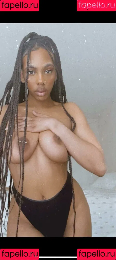 Sydney Celeste Onlyfans Photo Gallery 