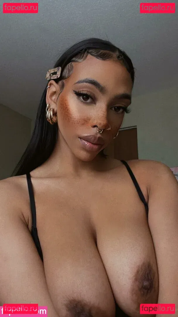 Sydney Celeste Onlyfans Photo Gallery 