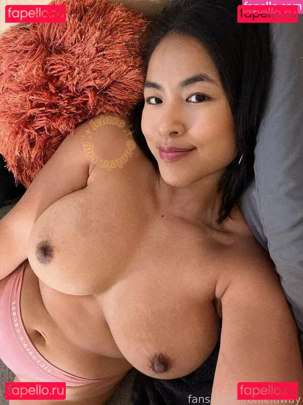 onleiaway Onlyfans Photo Gallery 