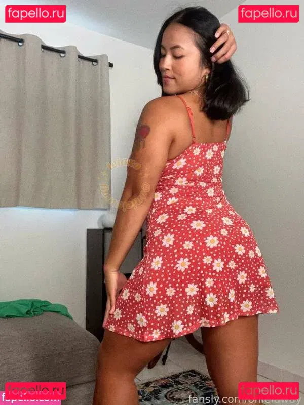 onleiaway Onlyfans Photo Gallery 