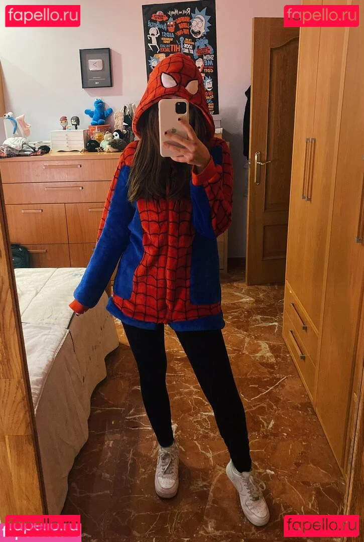 Lorena Lawliet Onlyfans Photo Gallery 