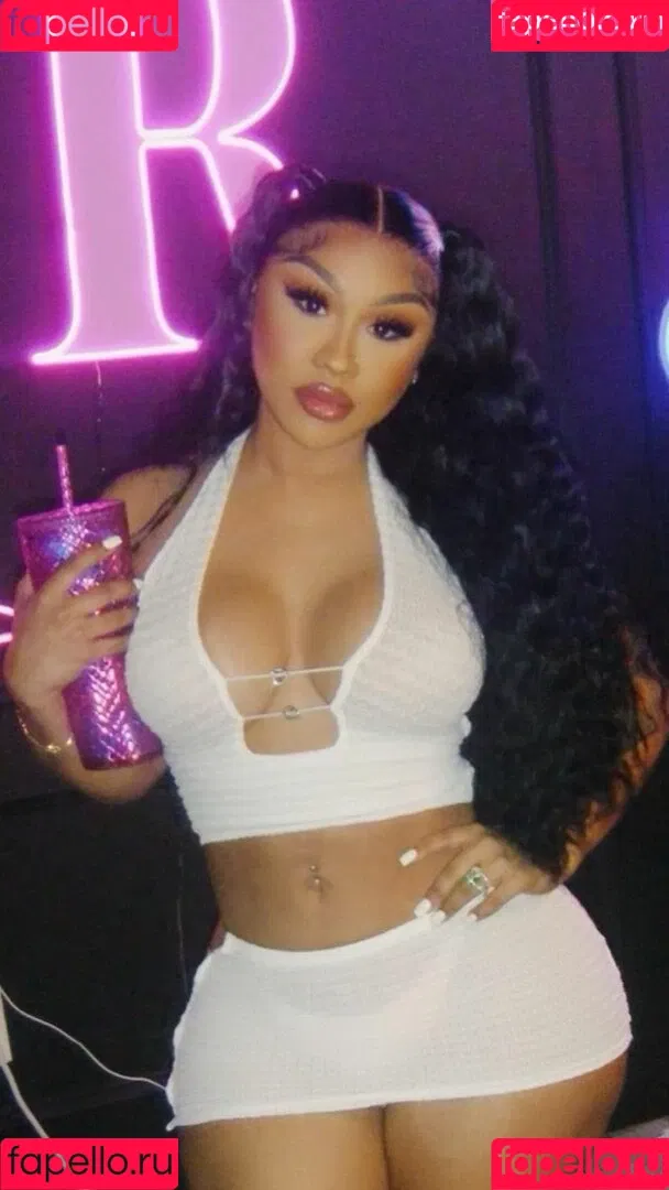 Ari Fletcher Onlyfans Photo Gallery 
