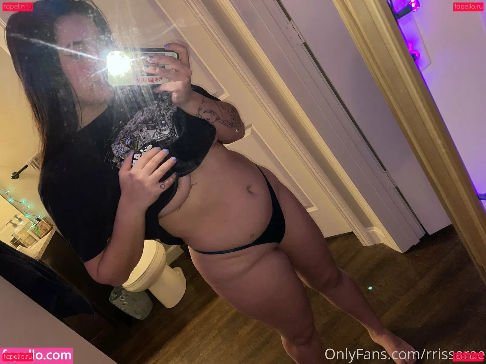 rrissarae Onlyfans Photo Gallery 
