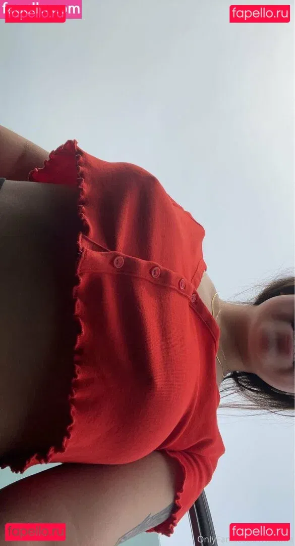 rrissarae Onlyfans Photo Gallery 