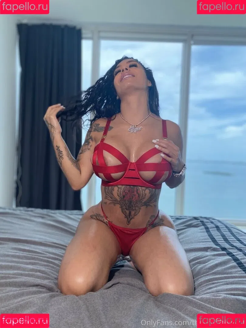 TheofficialEgypt Onlyfans Photo Gallery 