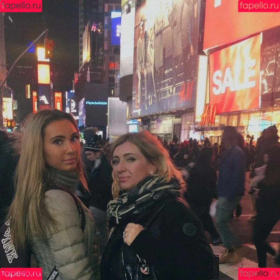 Valentina Onlyfans Photo Gallery 