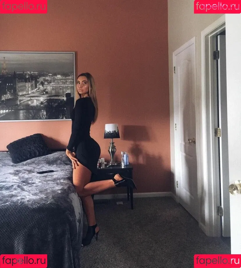 Valentina Onlyfans Photo Gallery 