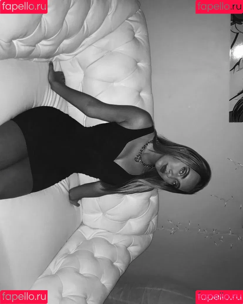 Valentina Onlyfans Photo Gallery 