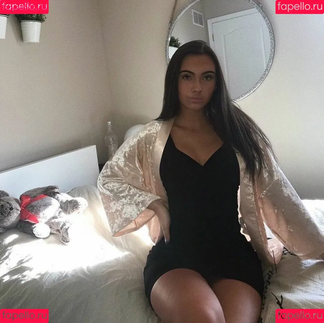 Valentina Onlyfans Photo Gallery 
