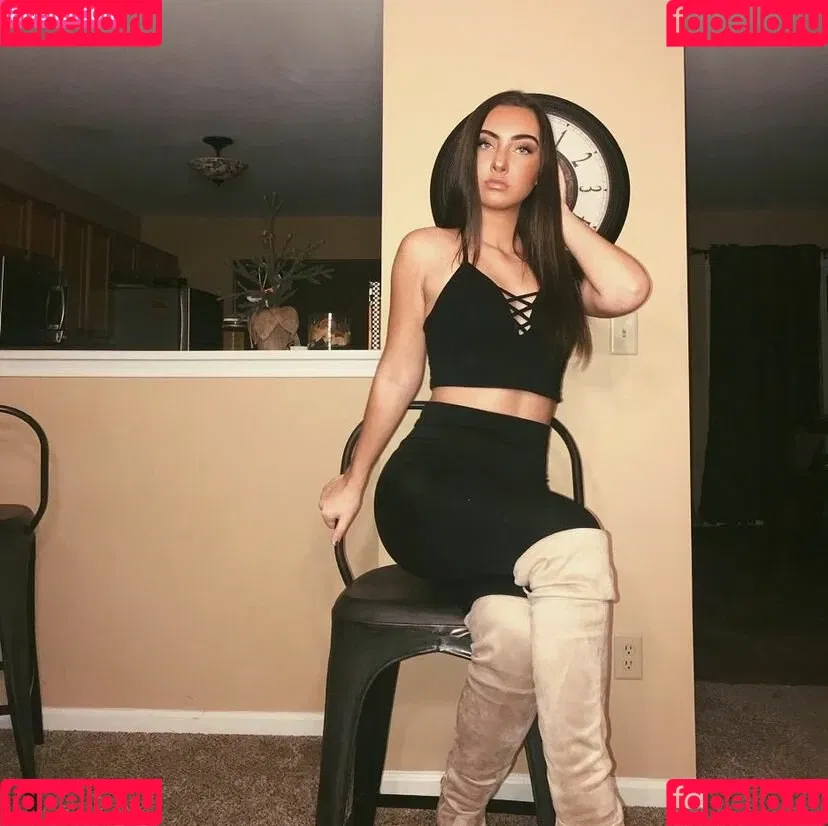 Valentina Onlyfans Photo Gallery 