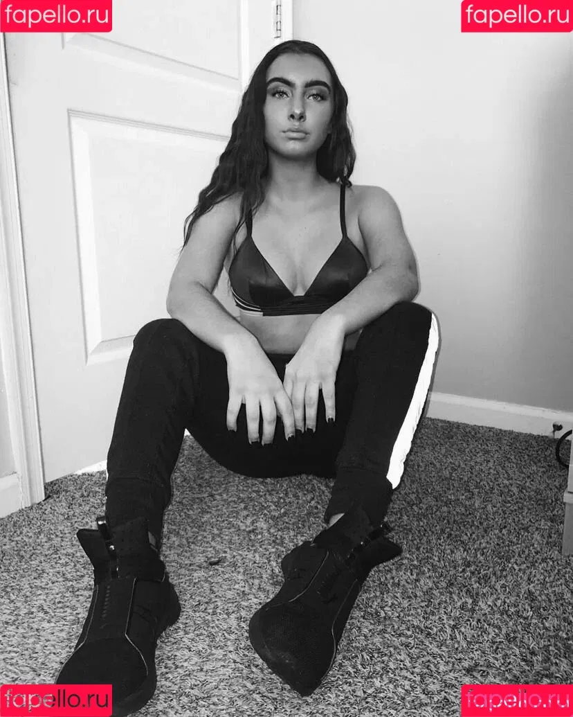 Valentina Onlyfans Photo Gallery 