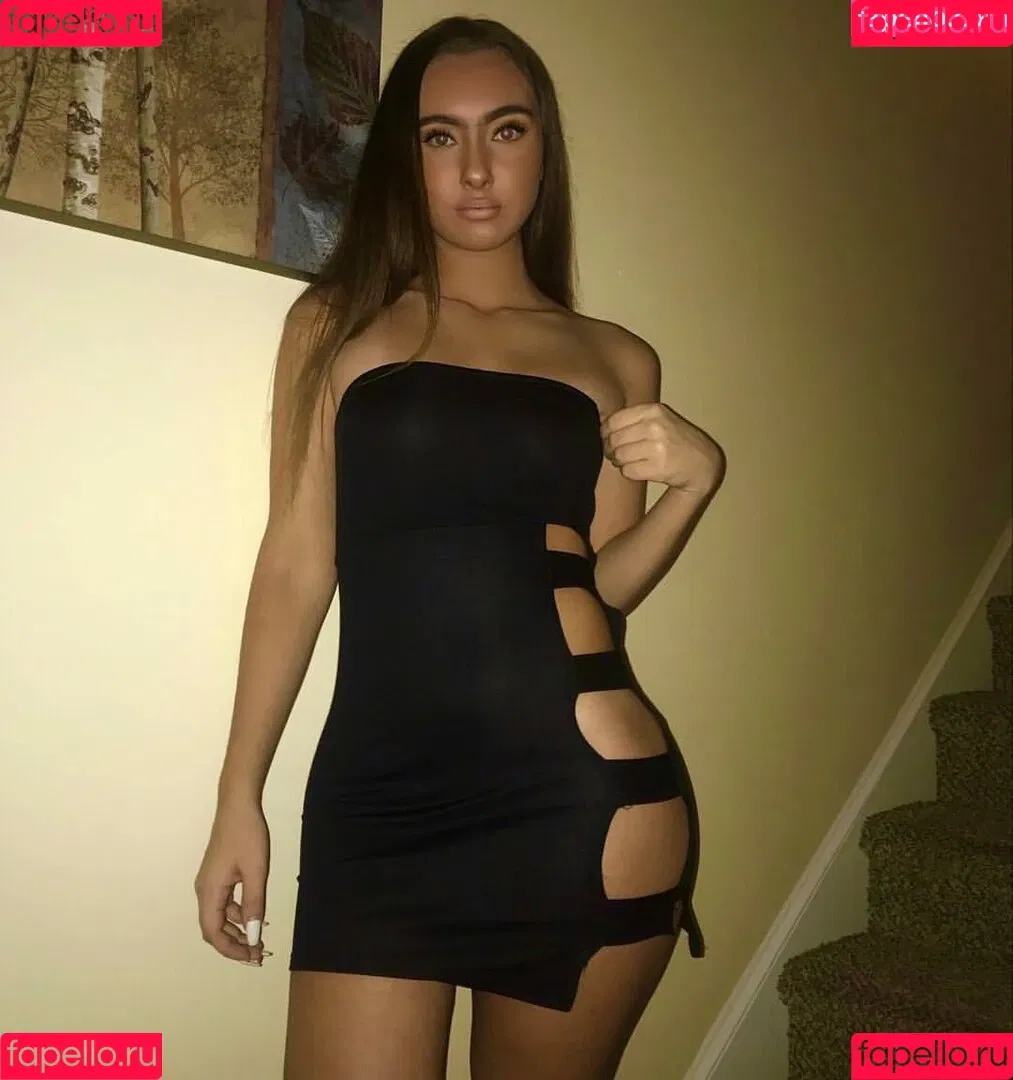 Valentina Onlyfans Photo Gallery 