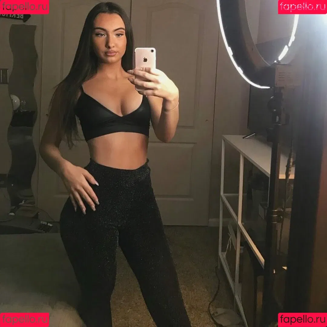 Valentina Onlyfans Photo Gallery 