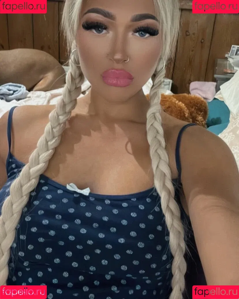Valentina Onlyfans Photo Gallery 