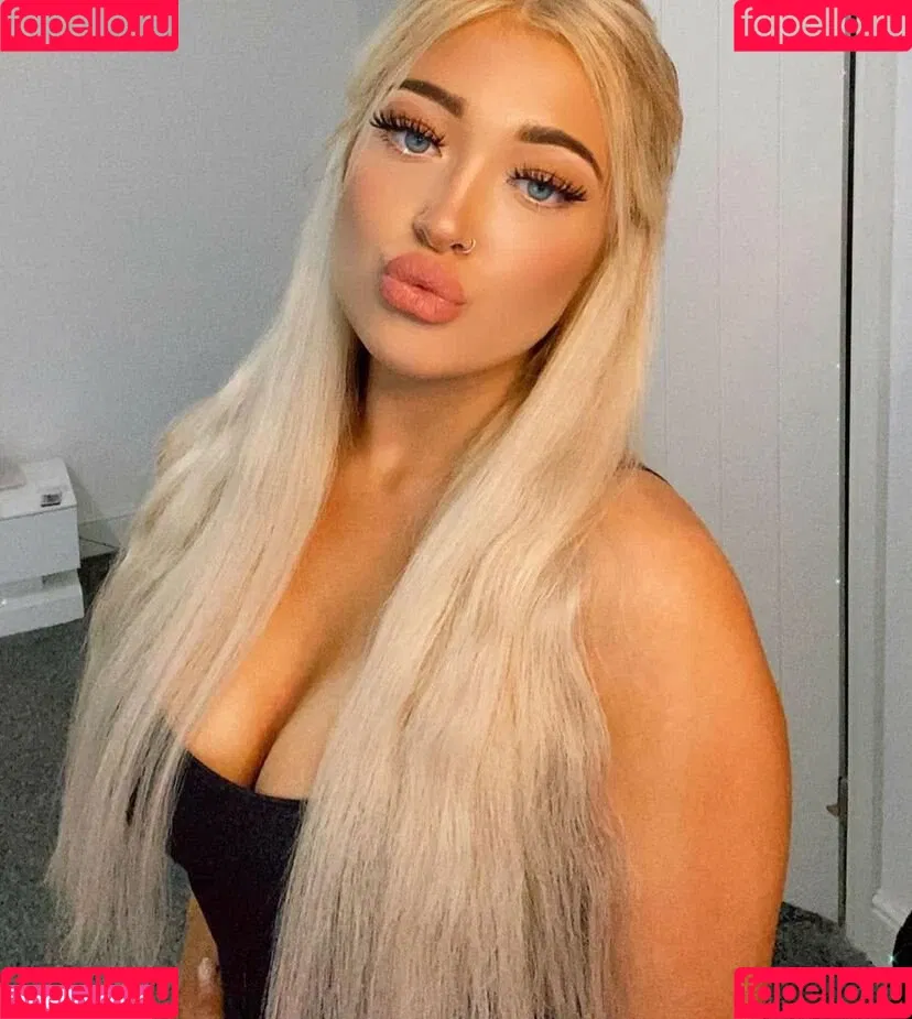Valentina Onlyfans Photo Gallery 