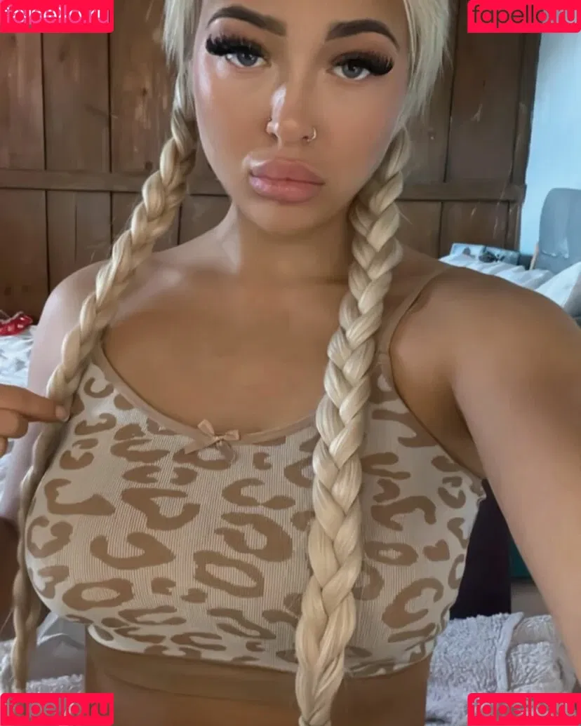 Valentina Onlyfans Photo Gallery 