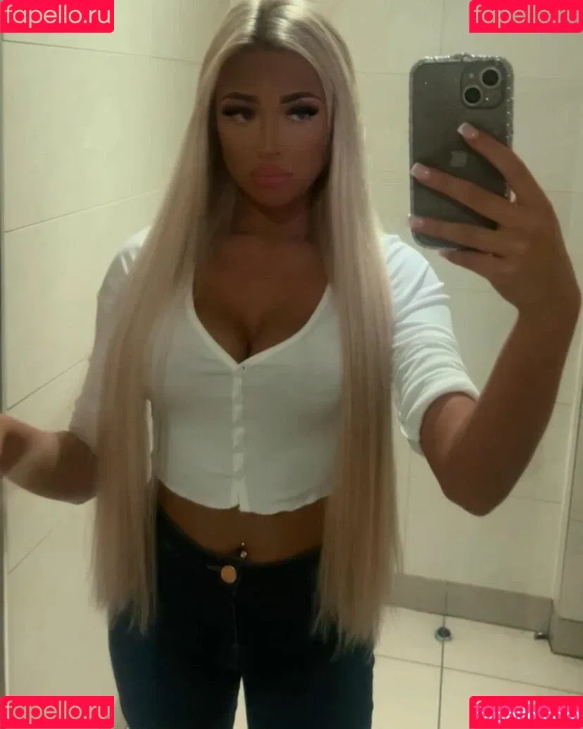 Valentina Onlyfans Photo Gallery 