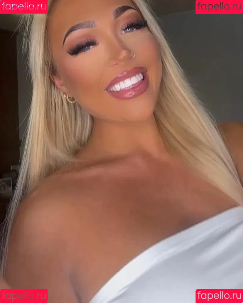 Valentina Onlyfans Photo Gallery 