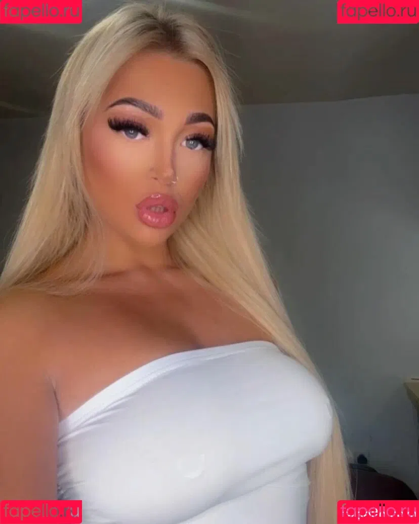 Valentina Onlyfans Photo Gallery 